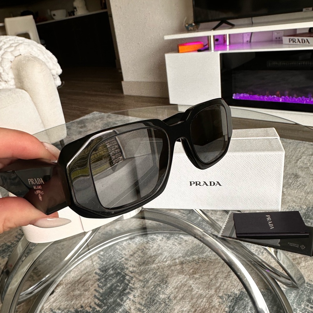 Prada Angular Black Sunglasses Perfect Condition … - image 7